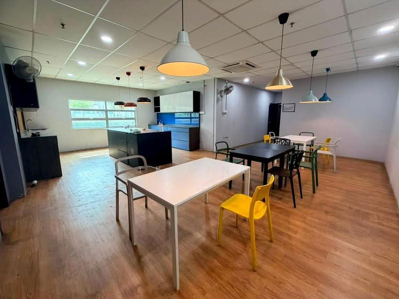 Kilang untuk Dijual di Senai (Kulai) - TK Ding - Kitchen - PropertyGuru.com.my