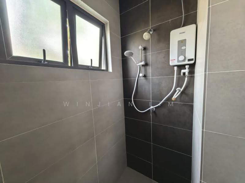 Terraced House for Rent in Dengkil (Selangor) - Winjian Lim - Bathroom - PropertyGuru.com.my