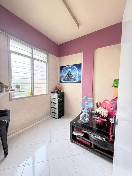 Rumah Flat untuk Dijual di Flat Taman Perling - Shieh Long Chen - Interior - PropertyGuru.com.my