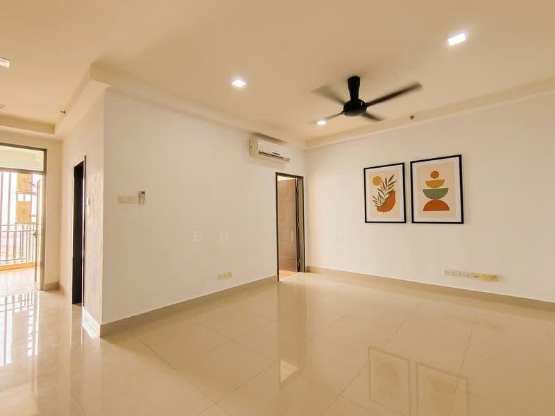 Condominium for Rent at Shaftsbury Residence - BH Tieh - Living Room - PropertyGuru.com.my