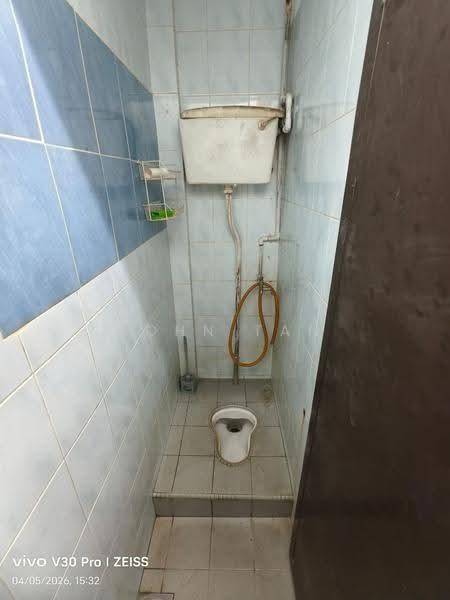 Factory for Sale in Prima Sri Gombak (Batu Caves) - John Tan - Bathroom - PropertyGuru.com.my