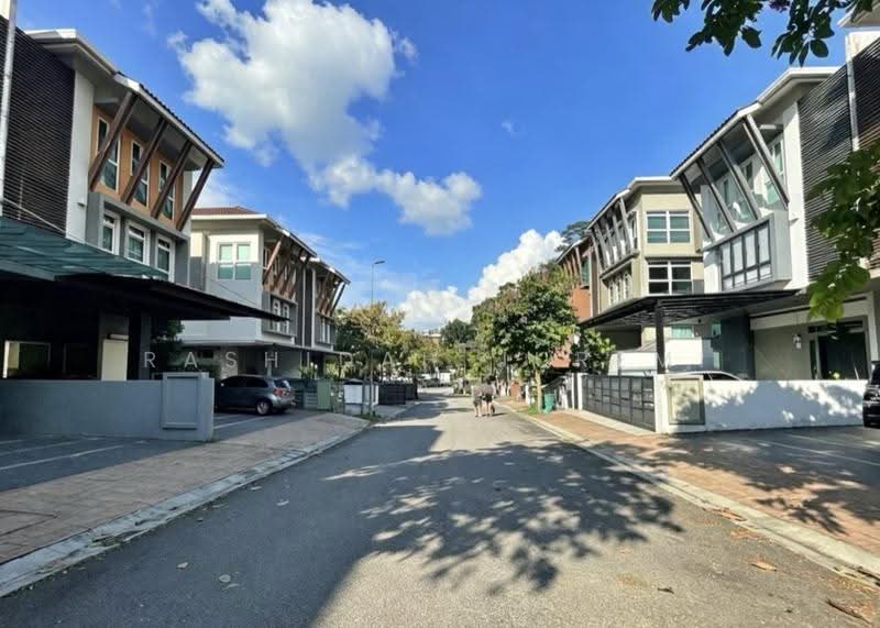 Semi-Detached House for Sale in Bandar Damansara Perdana (Damansara Perdana) - Rashidah Juremi - Exterior - PropertyGuru.com.my