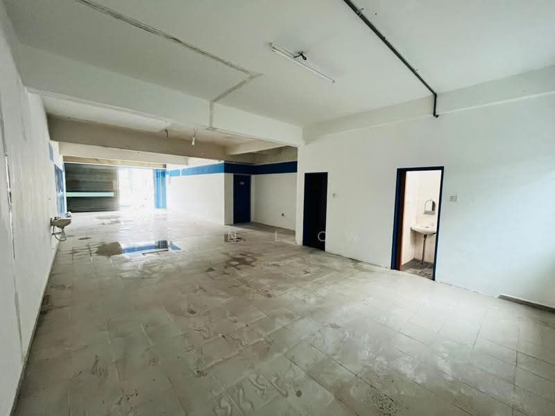 Shop for Rent in Taman Universiti (Skudai) - Zen Liow - Interior - PropertyGuru.com.my