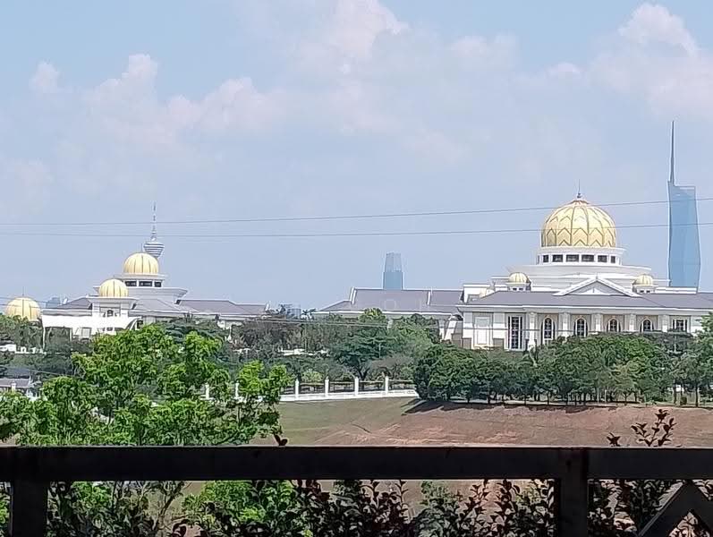 Kediaman Servis untuk Dijual di Windsor Tower - SY Goh - PropertyGuru.com.my