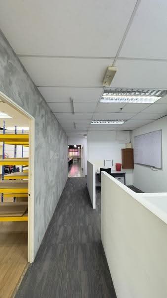 Office for Sale in Petaling Jaya (Selangor) - David Ting - Corridor - PropertyGuru.com.my