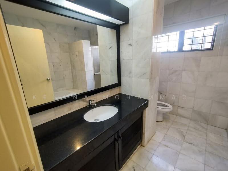Kondominium untuk Disewa di Wickham Residence - Kelana Mohammad - Bathroom - PropertyGuru.com.my