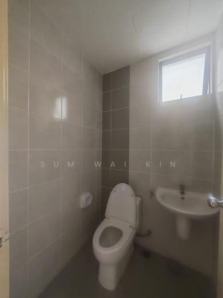 Kondominium untuk Dijual di Upper East @ Tiger Lane - Sum Wai Kin - Bathroom - PropertyGuru.com.my