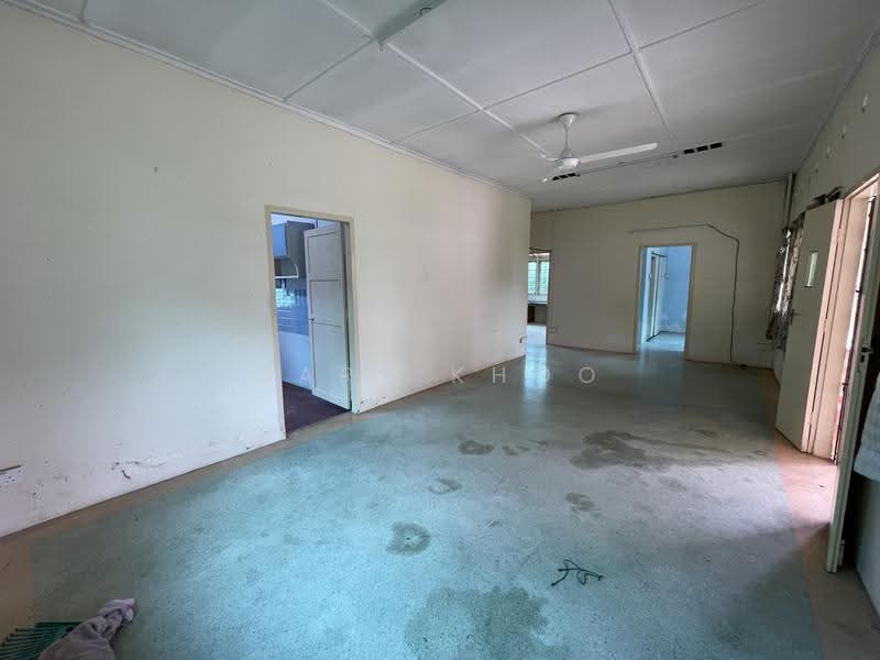 Bungalow House for Rent in Tanjung Bungah (Penang) - Gary Khoo - Living Room - PropertyGuru.com.my