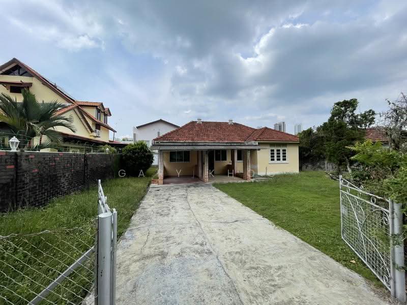 Bungalow House for Rent in Tanjung Bungah (Penang) - Gary Khoo - Exterior - PropertyGuru.com.my