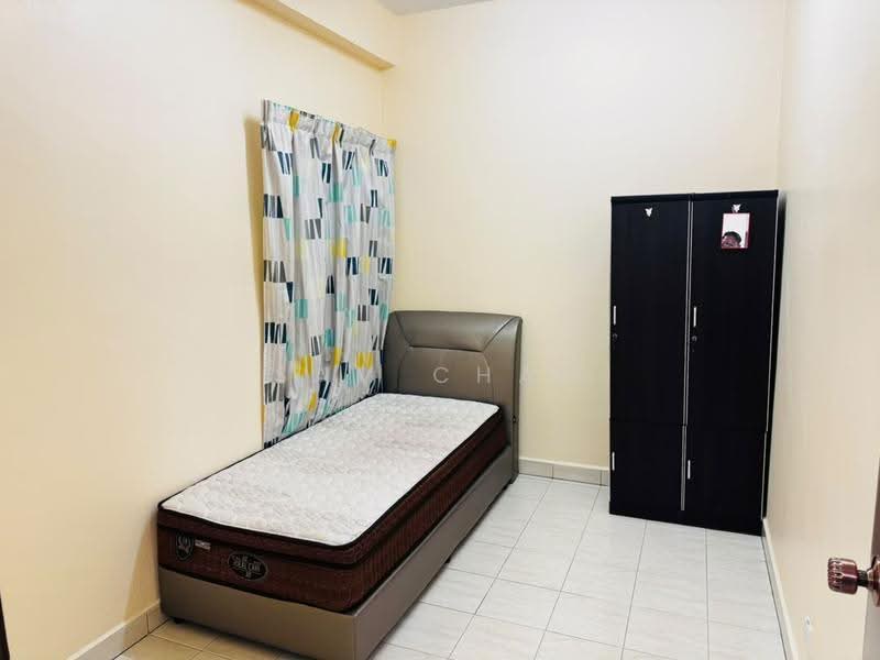 Kondominium untuk Disewa di Kondominium Kristal - Sam Chan - Bedroom - PropertyGuru.com.my