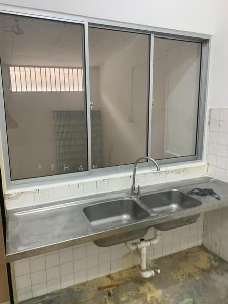 2-storey Terraced House for Rent in Taman Tun Dr Ismail (Kuala Lumpur) - Ethan Chong - Kitchen - PropertyGuru.com.my