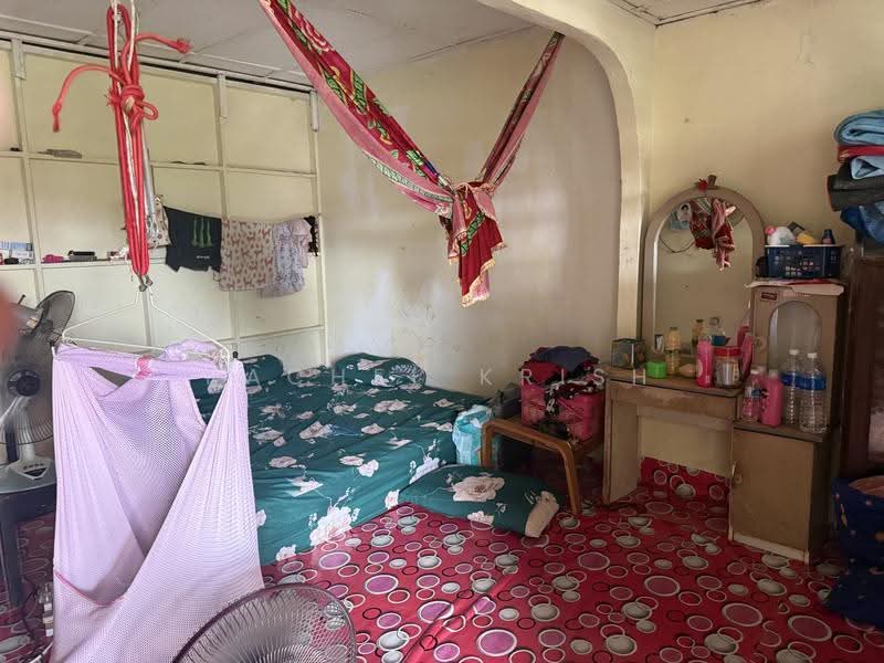 2-storey Terraced House for Sale in Kampung Tasik Tambahan (Ampang) - Rachel Krish - Bedroom - PropertyGuru.com.my