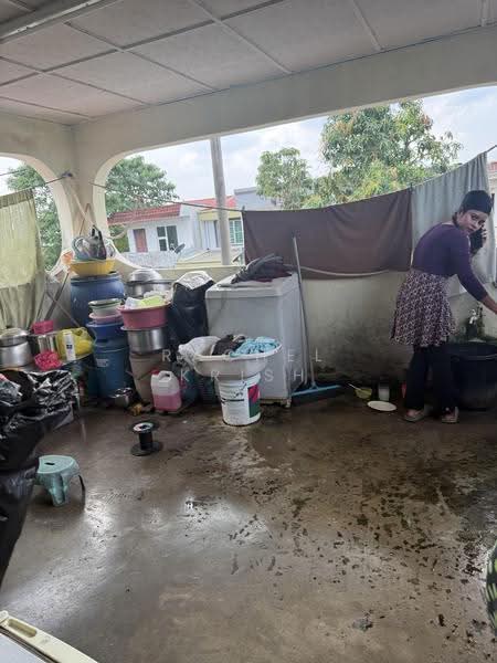 2-storey Terraced House for Sale in Kampung Tasik Tambahan (Ampang) - Rachel Krish - Balcony - PropertyGuru.com.my