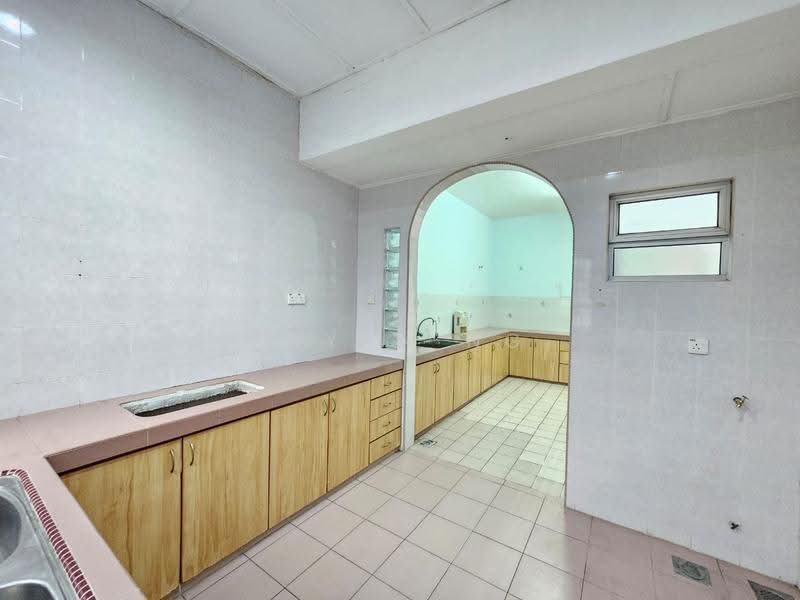 2-storey Terraced House for Sale in Kajang (Selangor) - Bryan Ng - Kitchen - PropertyGuru.com.my