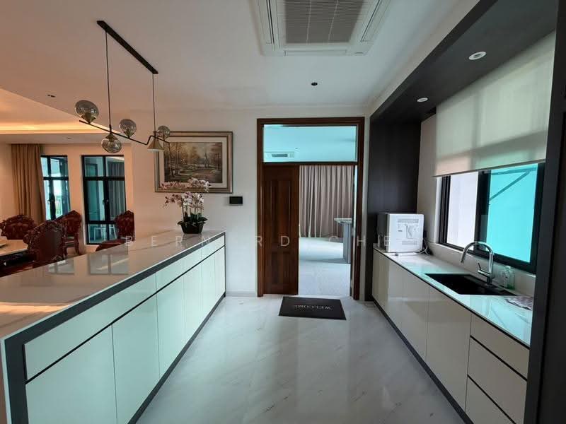 Bungalow House for Sale in Batu Maung (Penang) - Bernard Chew - Kitchen - PropertyGuru.com.my