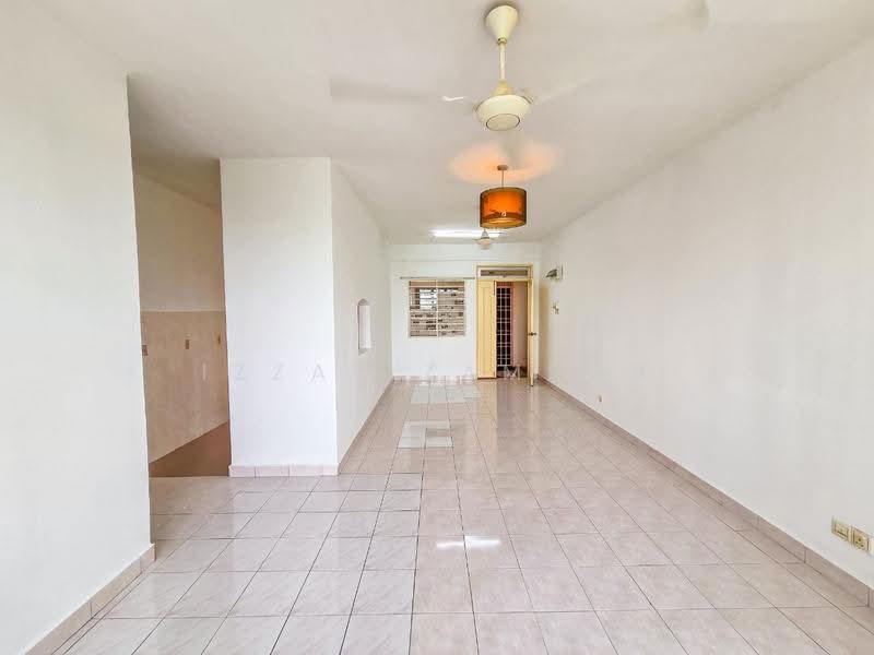 Condominium for Sale at De Rozelle - Izzat Zamros - Living Room - PropertyGuru.com.my