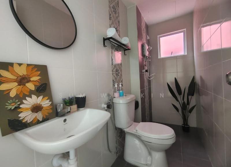 Kondominium untuk Dijual di The Anderson - Sum Wai Kin - Bathroom - PropertyGuru.com.my