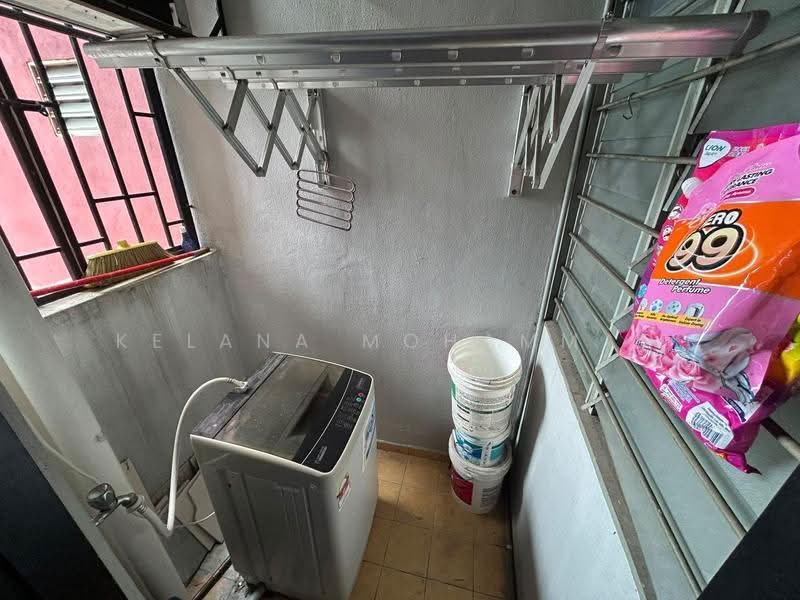 Apartment for Sale at Mentari Court - Kelana Mohammad - Balcony - PropertyGuru.com.my