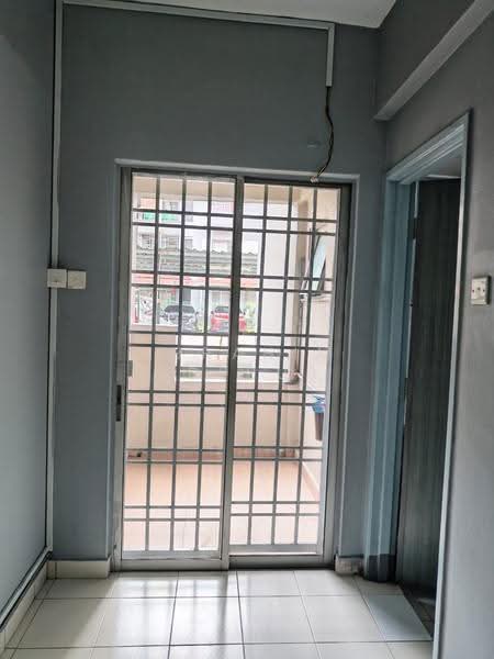 Pangsapuri untuk Disewa di Andari Townvilla - Ibrahim Iderus - Entrance - PropertyGuru.com.my