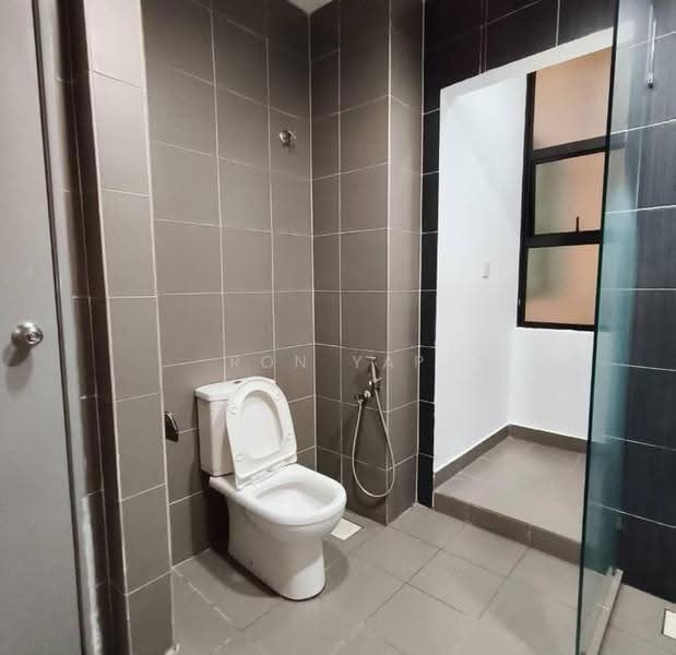 Service Residence for Rent at Hedgeford 10 Residences - Ron Yap - Bathroom - PropertyGuru.com.my