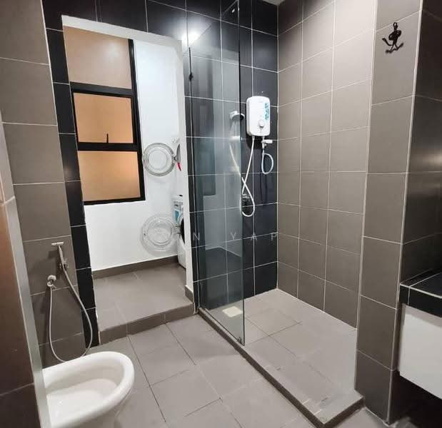 Service Residence for Rent at Hedgeford 10 Residences - Ron Yap - Bathroom - PropertyGuru.com.my