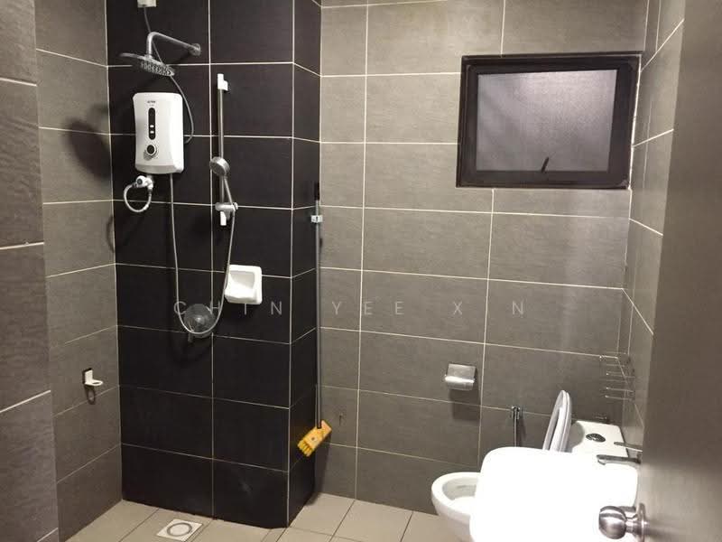 Kondominium untuk Dijual di The Henge - Chin Yee Xin - Bathroom - PropertyGuru.com.my