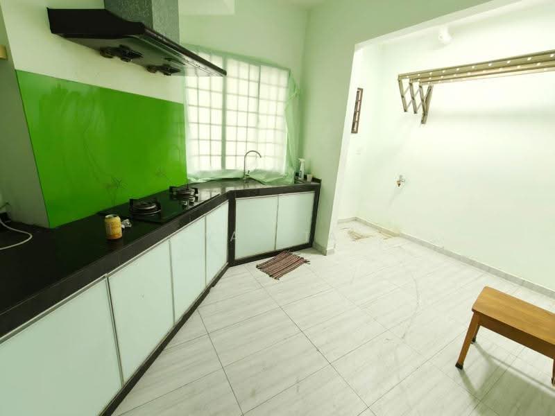 Apartment for Rent at Seri Mutiara Apartment - Evan Tai - Kitchen - PropertyGuru.com.my