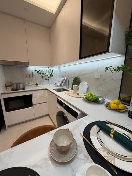 Service Residence for Sale at Skypark Kepler @ Lido Waterfront Boulevard - Brandon Chua - Kitchen - PropertyGuru.com.my