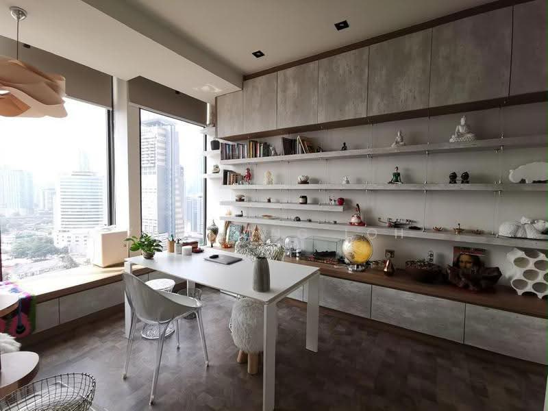 Kediaman Servis untuk Dijual di Expressionz Professional Suites - Zhi Hong Loh - Study - PropertyGuru.com.my