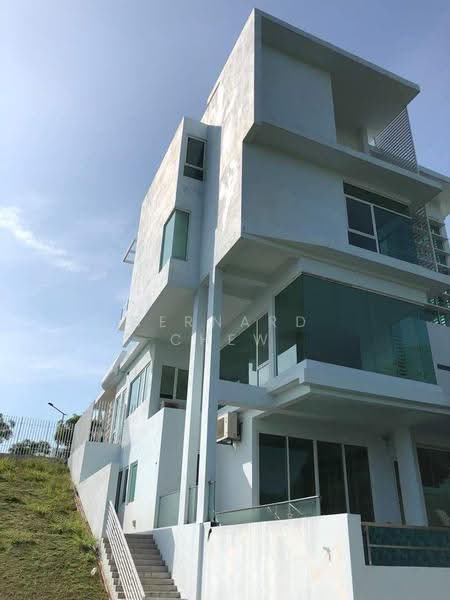 Bungalow House for Sale in Batu Maung (Penang) - Bernard Chew - Exterior - PropertyGuru.com.my