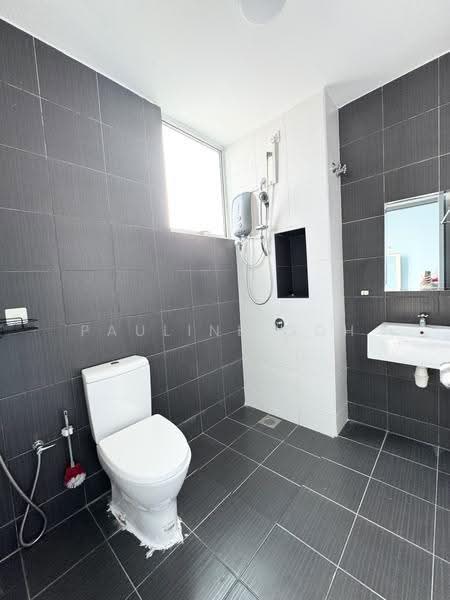 Rumah Teres untuk Dijual di Masai (Johor) - Pauline Goh - Bathroom - PropertyGuru.com.my