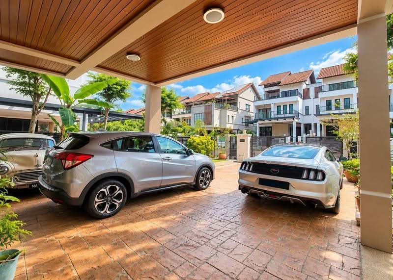 Rumah Berkembar untuk Dijual di Desa Sri Hartamas (Sri Hartamas) - Izzat Zamros - Exterior - PropertyGuru.com.my