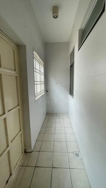 Rumah Teres 2.5-Tingkat untuk Dijual di Taman Setia Indah (Tebrau) - Queena Thye - Corridor - PropertyGuru.com.my