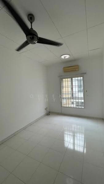 Rumah Teres 2.5-Tingkat untuk Dijual di Taman Setia Indah (Tebrau) - Queena Thye - Interior - PropertyGuru.com.my