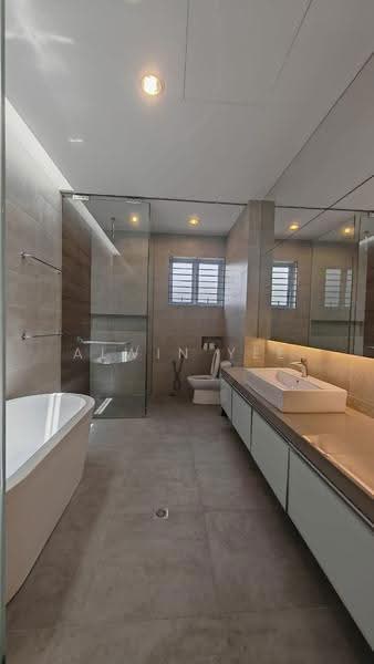 Bungalow House for Rent in Damansara Heights (Kuala Lumpur) - Alwin Yee - Bathroom - PropertyGuru.com.my