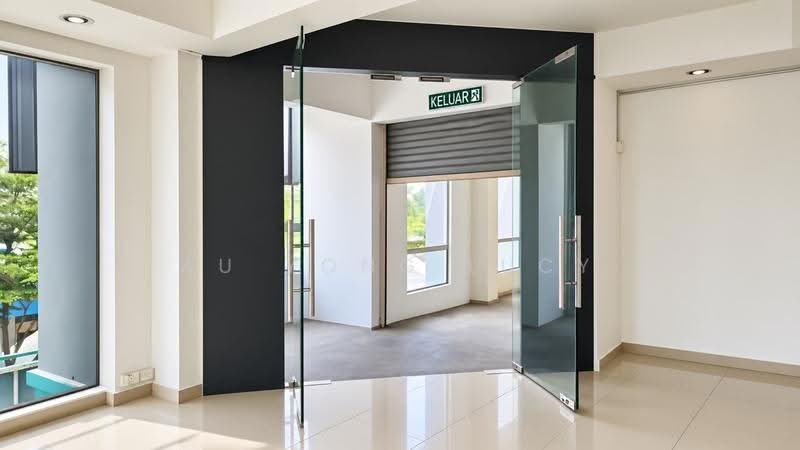 Shop for Rent in Pandan City Mall (Johor Bahru) - Au Yong Lucy - Entrance - PropertyGuru.com.my