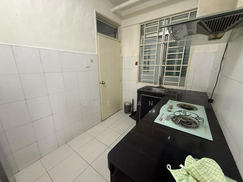 Service Residence for Rent at Tebrau City Residences - Max Kan - Kitchen - PropertyGuru.com.my