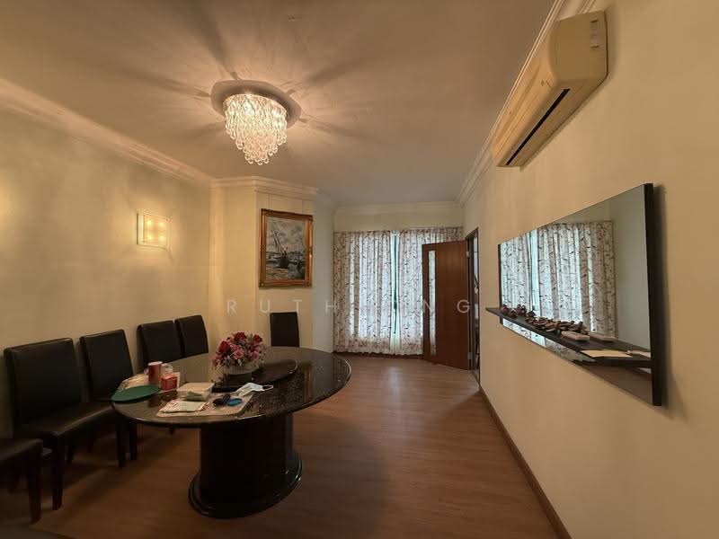 Kondominium untuk Dijual di The Regency Condominium - Ruth Ong - Dining Room - PropertyGuru.com.my