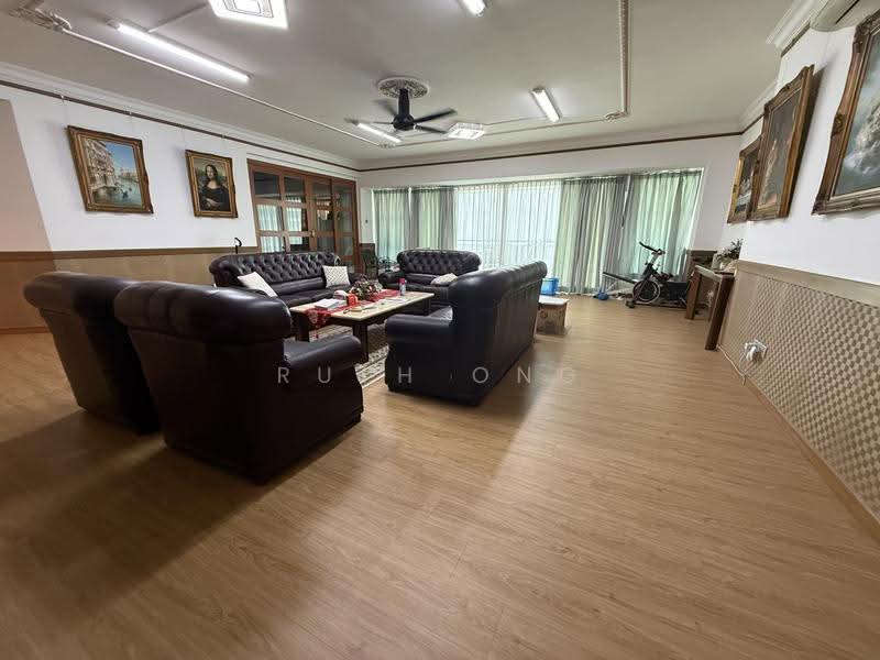 Kondominium untuk Dijual di The Regency Condominium - Ruth Ong - Living Room - PropertyGuru.com.my