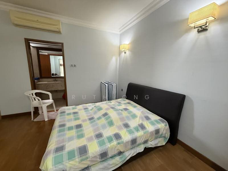Kondominium untuk Dijual di The Regency Condominium - Ruth Ong - Bedroom - PropertyGuru.com.my