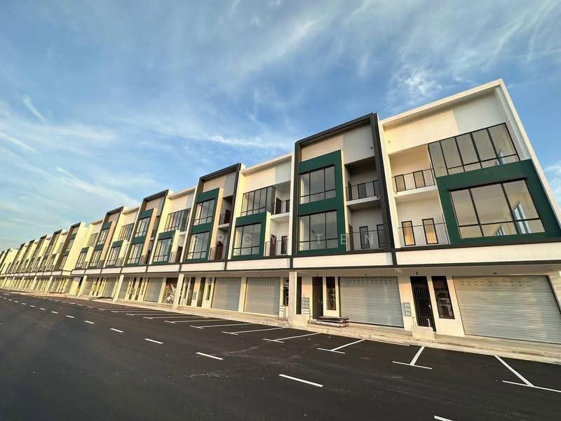 Shop / Office for Rent in Austin Crest (Johor Bahru) - Jercy Ten - Exterior - PropertyGuru.com.my