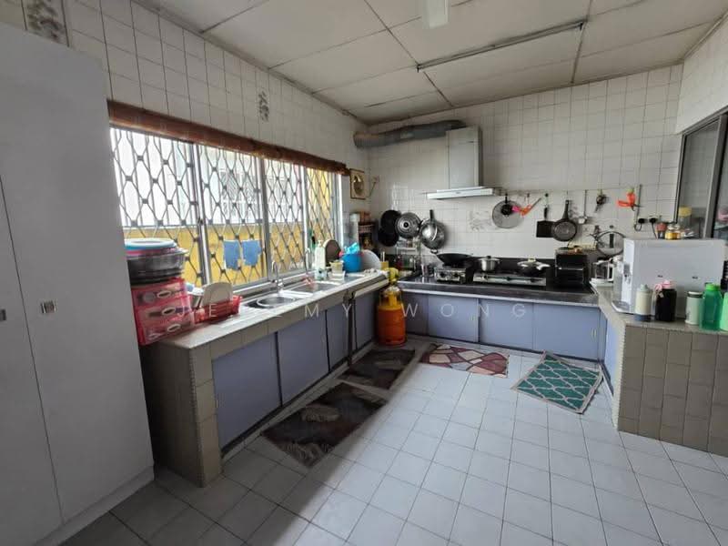 2-storey Terraced House for Sale in SS23 (Petaling Jaya) - Jeremy Wong - Kitchen - PropertyGuru.com.my
