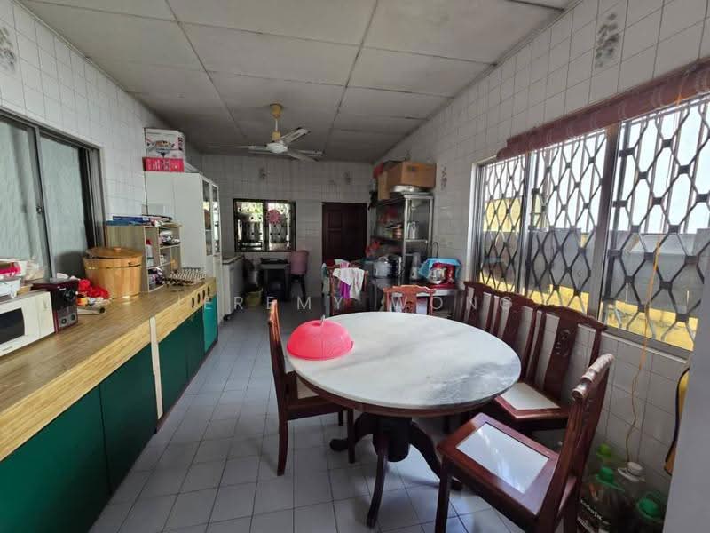 2-storey Terraced House for Sale in SS23 (Petaling Jaya) - Jeremy Wong - Kitchen - PropertyGuru.com.my