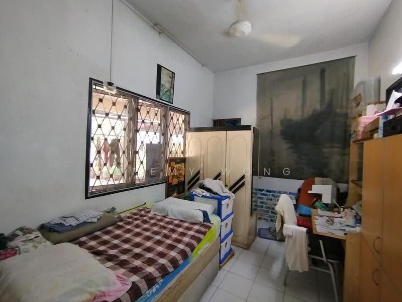 2-storey Terraced House for Sale in SS23 (Petaling Jaya) - Jeremy Wong - Bedroom - PropertyGuru.com.my