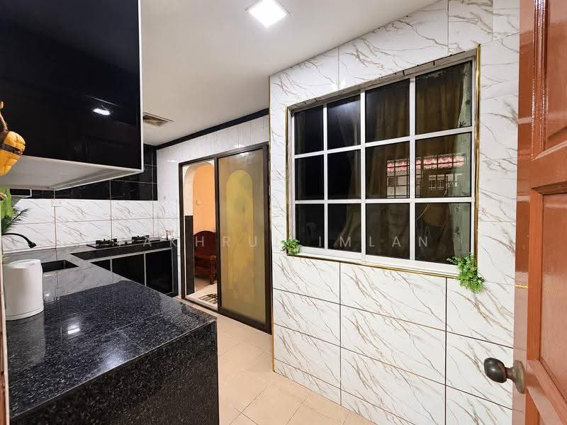 1-storey Terraced House for Sale in Taman Megah Ria (Masai) - Fakhrul Imlan - Kitchen - PropertyGuru.com.my