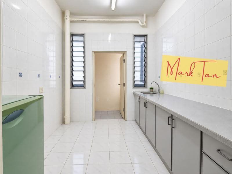 Kondominium untuk Dijual di Leader Garden - Mark Tan - Kitchen - PropertyGuru.com.my