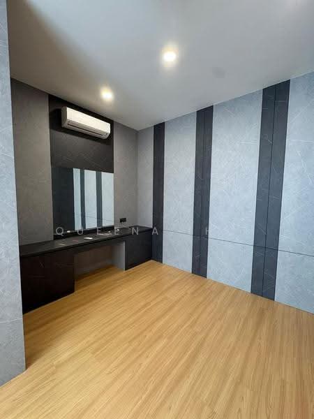 Semi-Detached House for Sale in Kota Tinggi (Johor) - Queena Thye - Bedroom - PropertyGuru.com.my