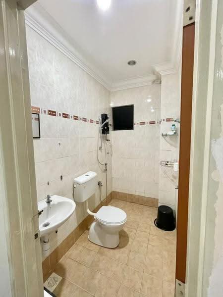 Apartment for Rent at Prima Bayu Apartment - Eric Wong - Bathroom - PropertyGuru.com.my