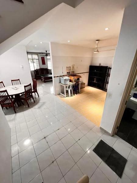 2-storey Terraced House for Sale in Taman Setia Indah (Tebrau) - Kenny Ong - Dining Room - PropertyGuru.com.my