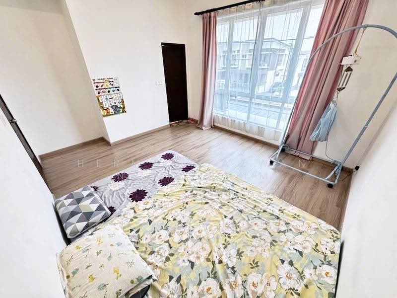Terraced House for Sale in Hulu Langat (Selangor) - Herman Sazwan Nor Rahim - Bedroom - PropertyGuru.com.my